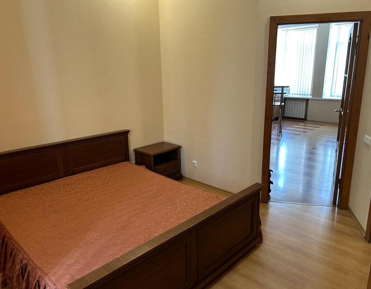 Апартаменти 3-Кімнатні, М. Майдан Незалежності Κίεβο Εξωτερικό φωτογραφία